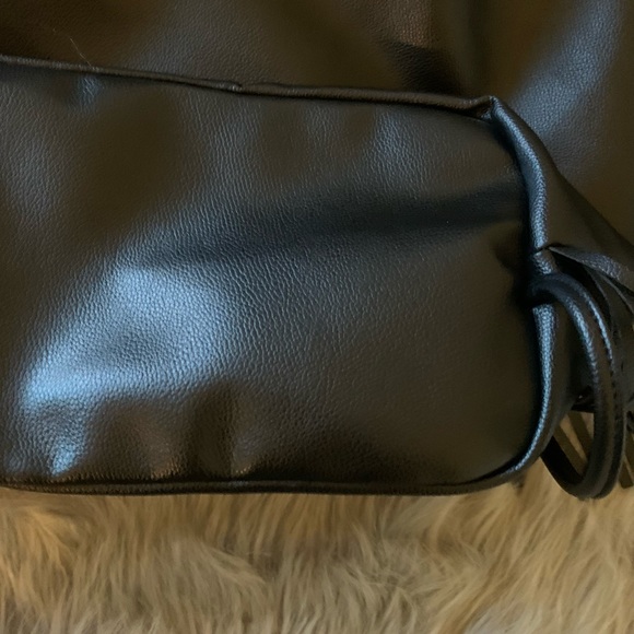 Victoria’s Secret Black Fringe Backpack 🖤 - Picture 11 of 16